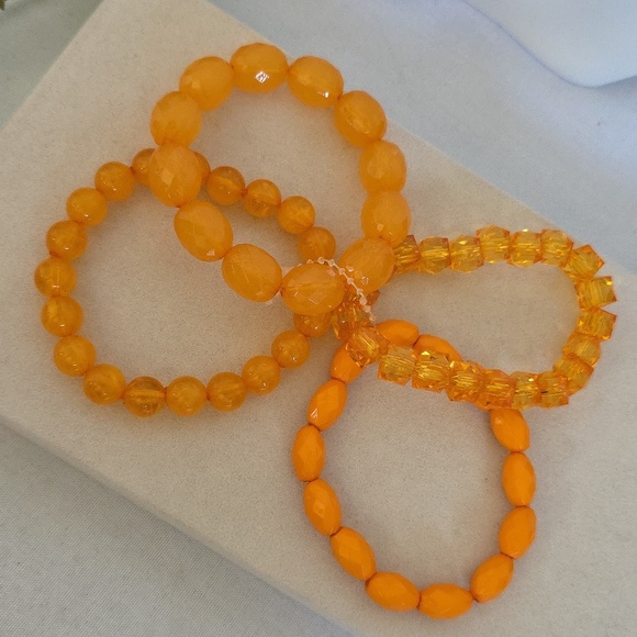 Set of Four Orange Faceted Acrylic Bead Bracelet - Picture 3 of 6